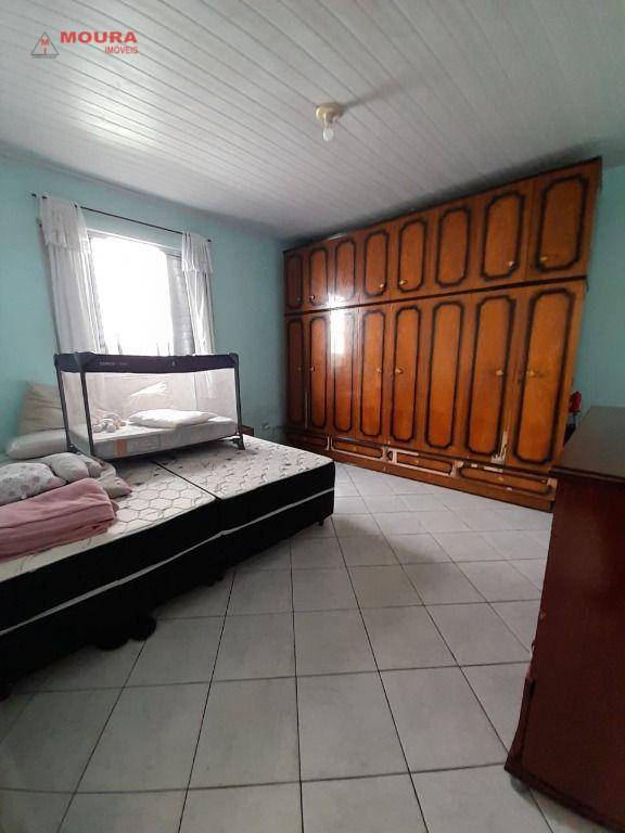 Sobrado à venda com 2 quartos, 190m² - Foto 5