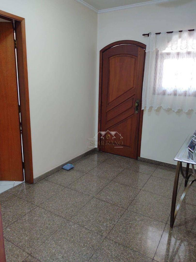 Sobrado à venda com 4 quartos, 345M2 - Foto 14