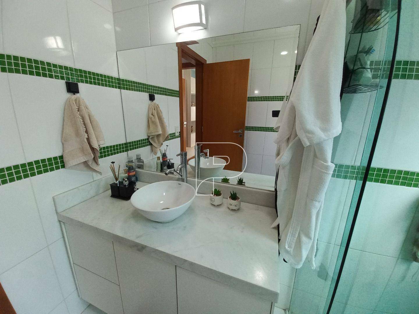 Casa de Condomínio à venda com 4 quartos, 380m² - Foto 40