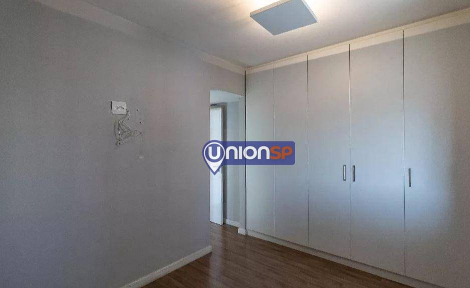 Apartamento à venda com 2 quartos, 70m² - Foto 9