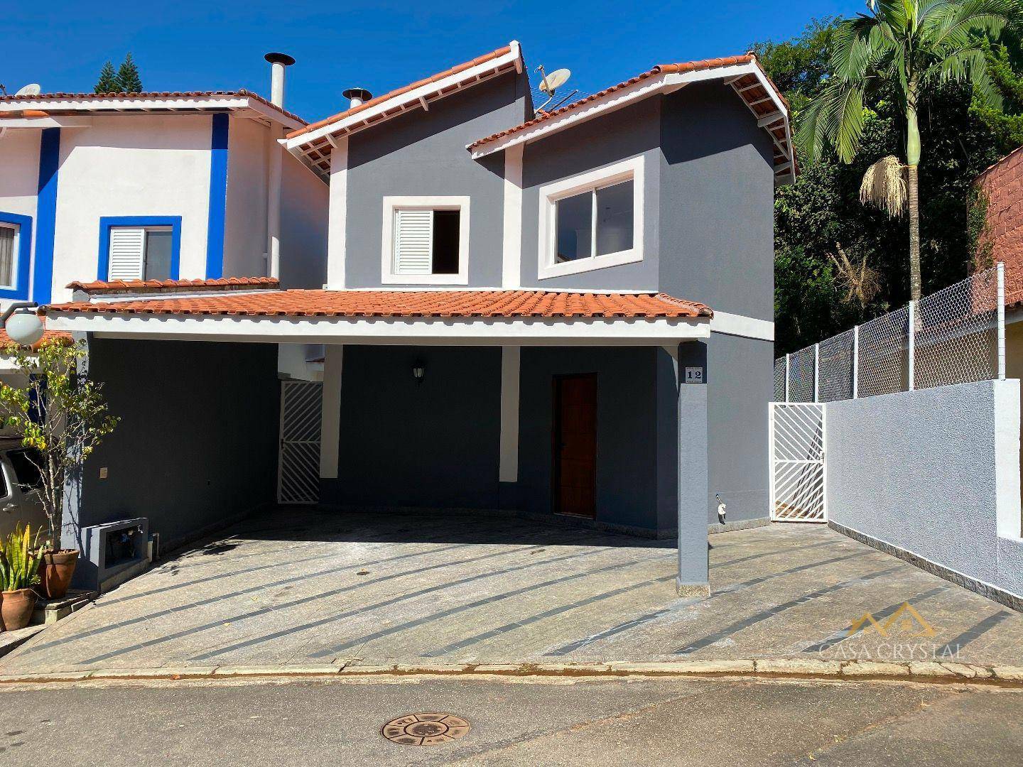 Casa de Condomínio à venda com 4 quartos, 166m² - Foto 1