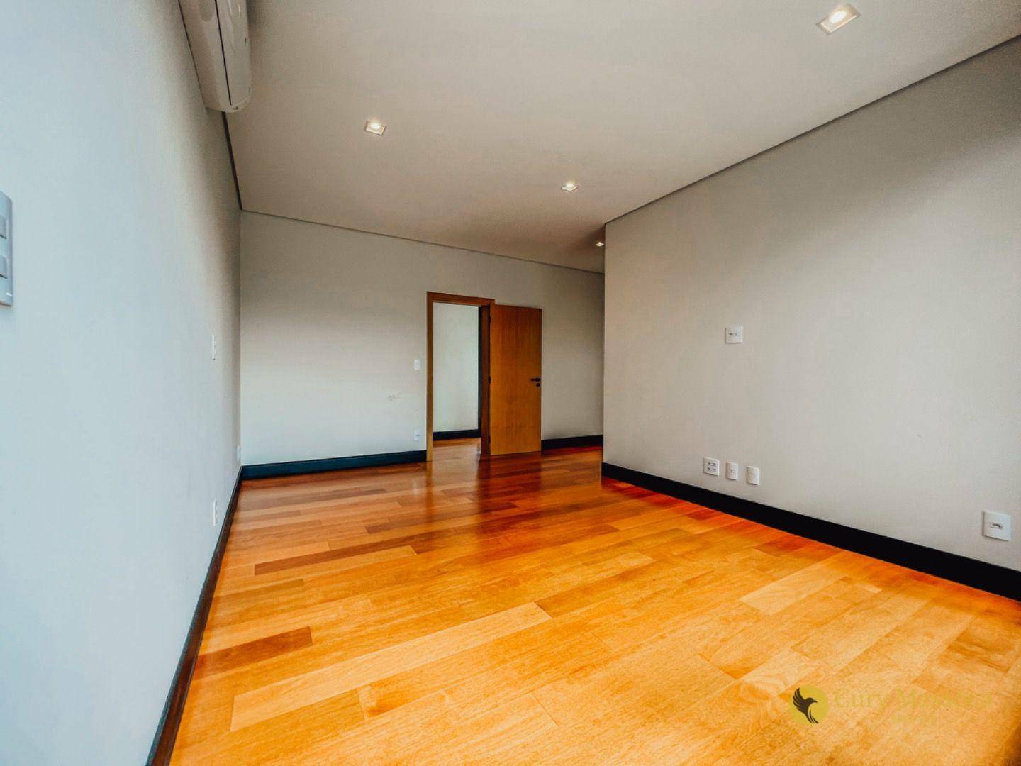 Casa de Condomínio à venda com 5 quartos, 830m² - Foto 99