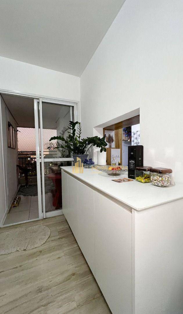 Apartamento à venda com 3 quartos, 75m² - Foto 5