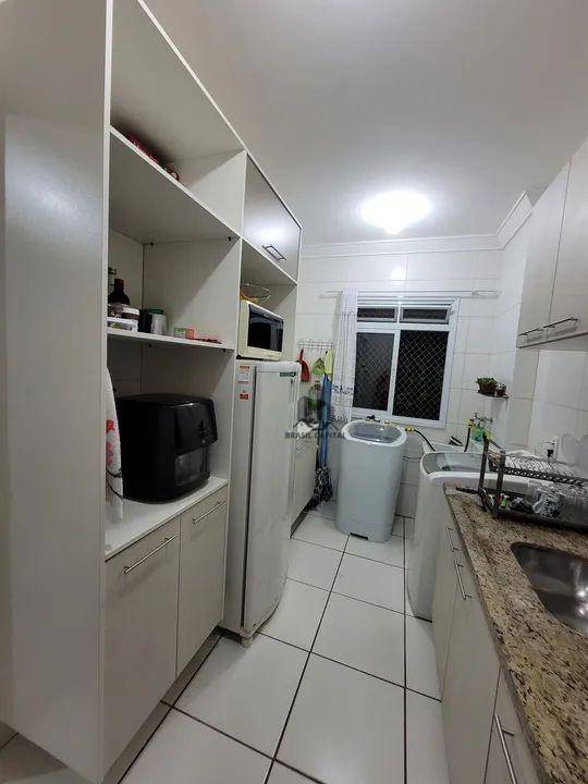 Apartamento à venda com 2 quartos, 49m² - Foto 2