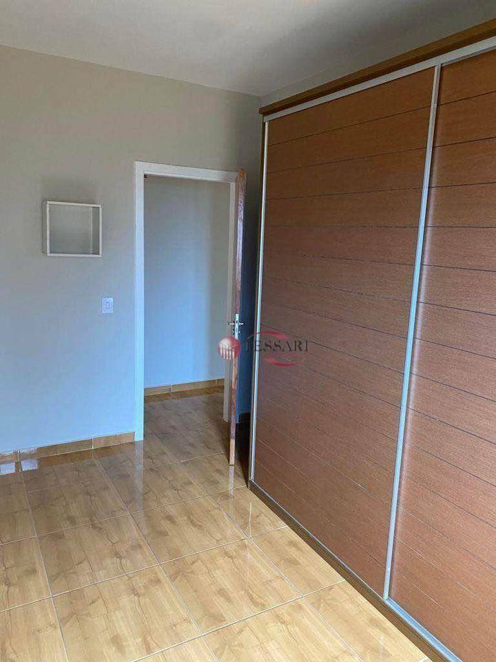 Apartamento para alugar com 2 quartos, 72m² - Foto 2