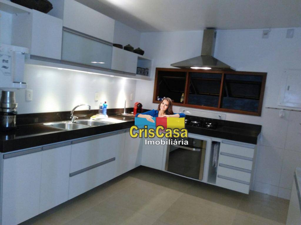 Casa à venda com 4 quartos, 290m² - Foto 12