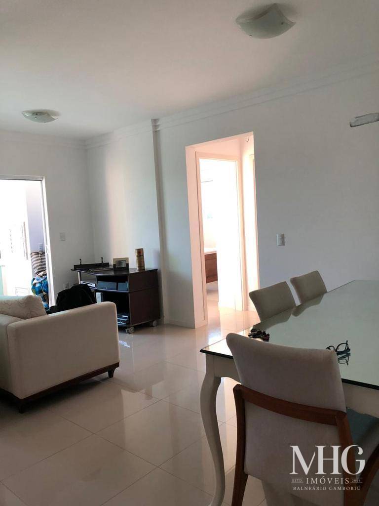 Apartamento à venda com 2 quartos, 68m² - Foto 3