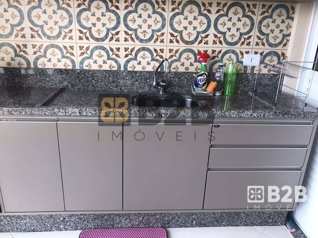 Apartamento à venda com 3 quartos, 81m² - Foto 20