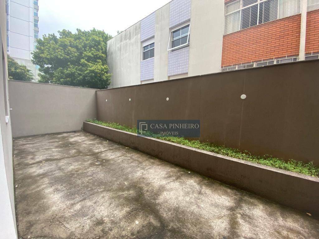 Apartamento à venda com 3 quartos, 110m² - Foto 9