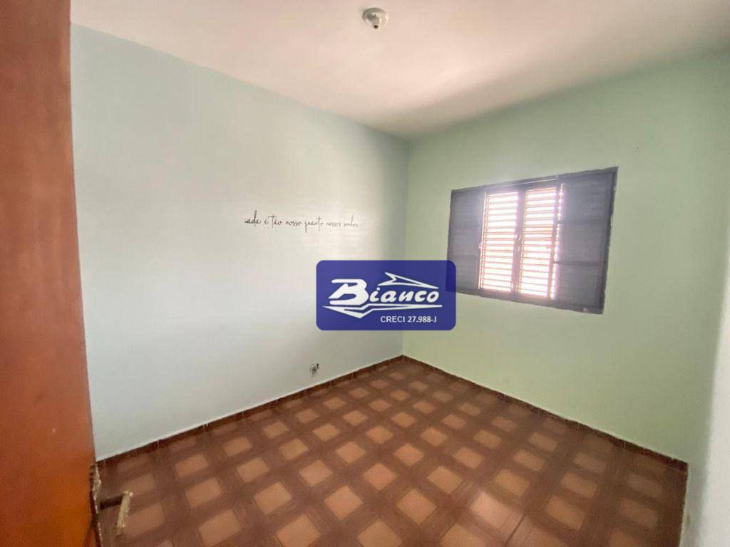 Sobrado à venda e aluguel com 4 quartos, 250m² - Foto 18