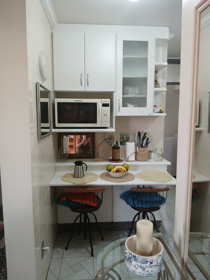 Apartamento à venda com 2 quartos, 79m² - Foto 3
