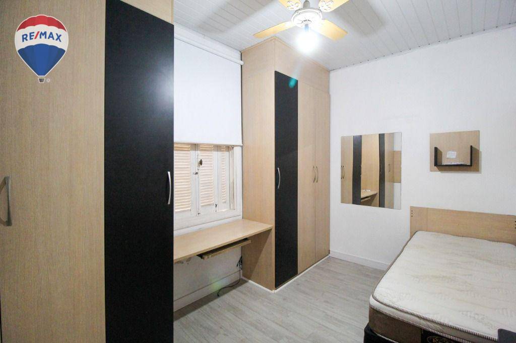 Casa para alugar com 3 quartos, 138m² - Foto 13