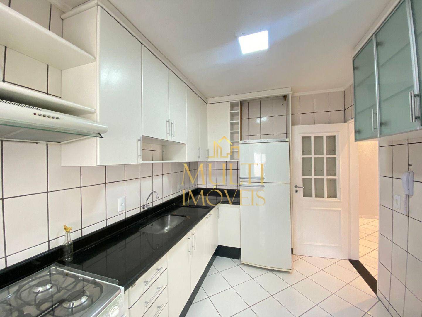 Apartamento à venda com 3 quartos, 93m² - Foto 14