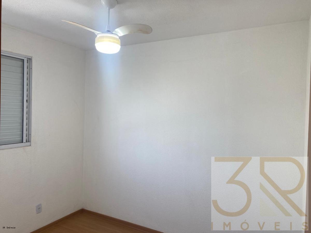 Apartamento à venda com 2 quartos, 46m² - Foto 6