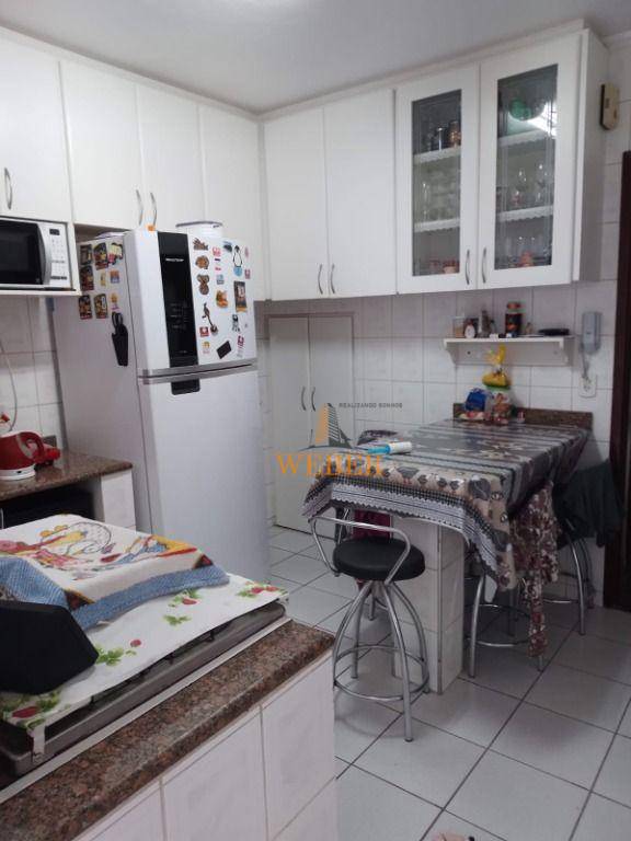 Sobrado à venda com 3 quartos, 120m² - Foto 12