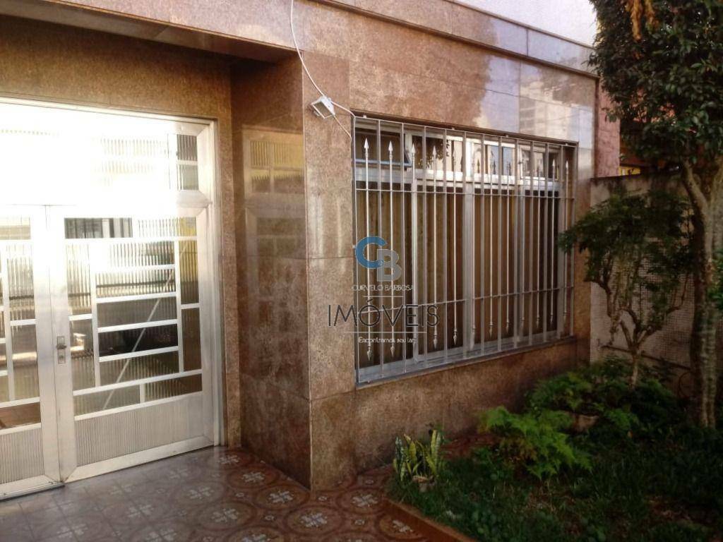 Casa à venda com 3 quartos, 180m² - Foto 1