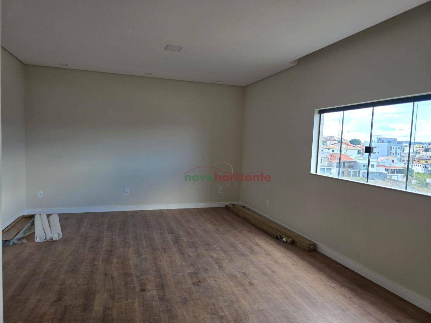 Casa, 3 quartos, 200 m² - Foto 2