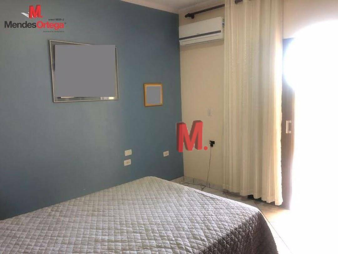 Casa à venda com 4 quartos, 239m² - Foto 15