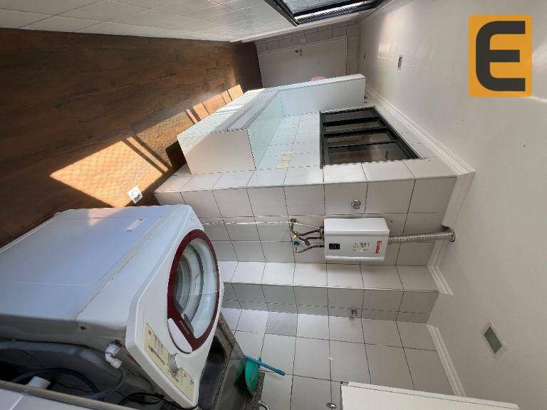 Apartamento à venda com 3 quartos, 221m² - Foto 27