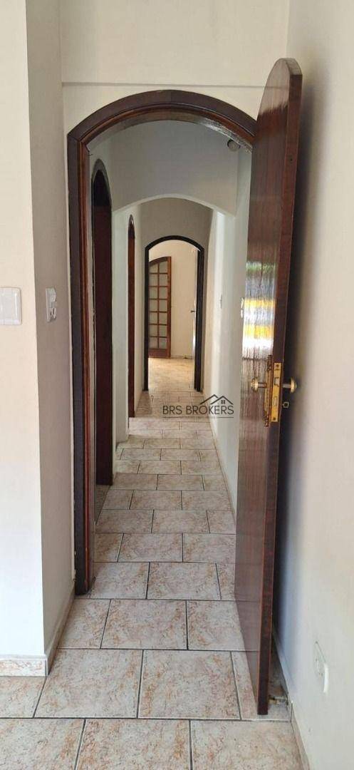 Sobrado à venda com 3 quartos, 180m² - Foto 11