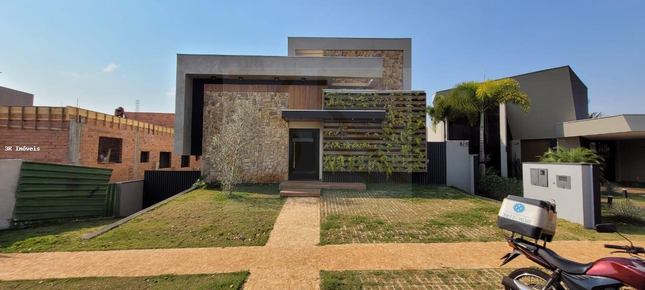 Casa de Condomínio à venda com 3 quartos, 318m² - Foto 1