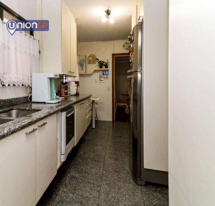 Apartamento à venda com 3 quartos, 160m² - Foto 20