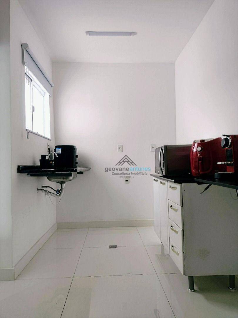 Casa para alugar com 2 quartos, 144m² - Foto 2