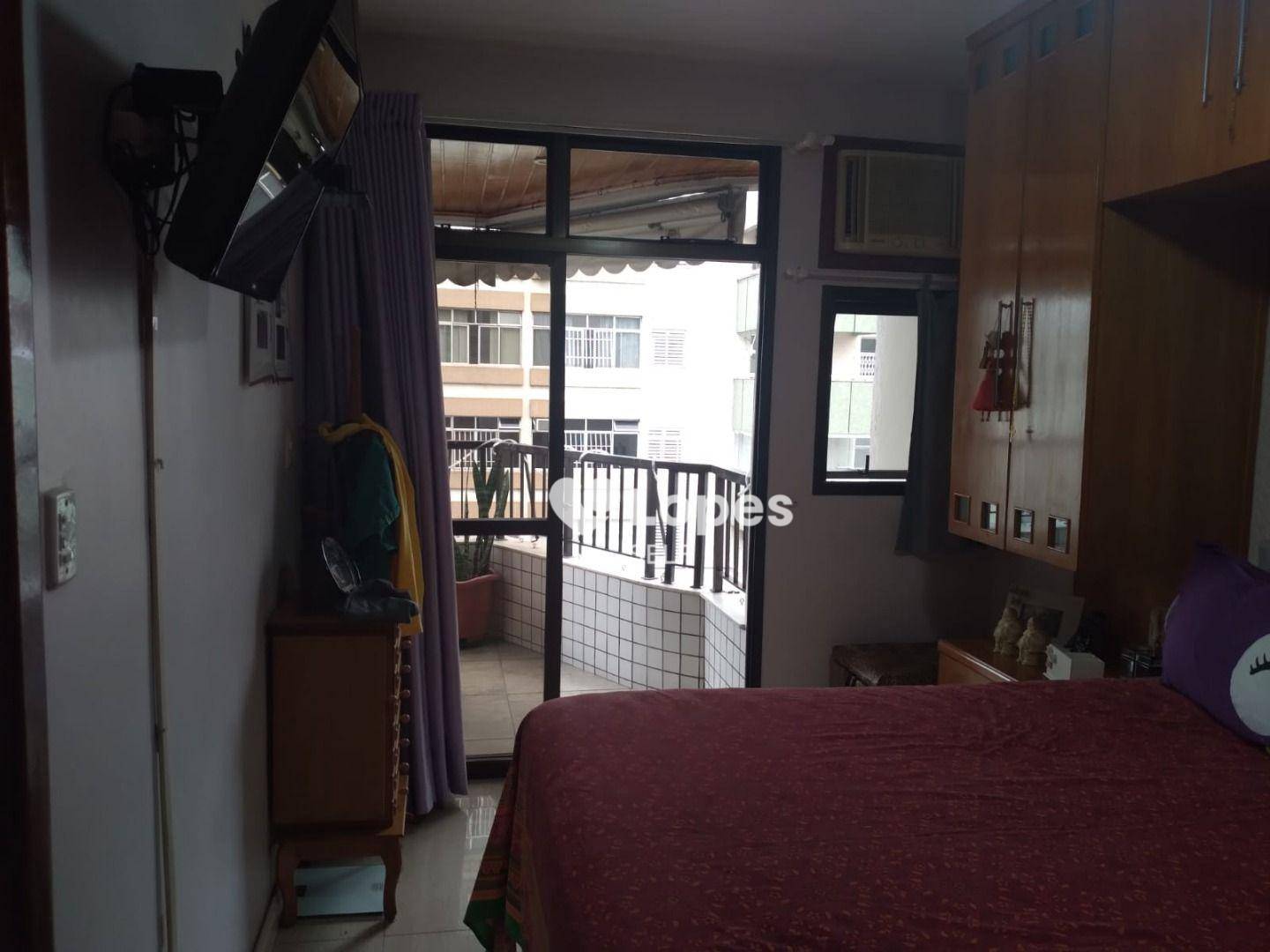 Apartamento à venda com 3 quartos, 130m² - Foto 5