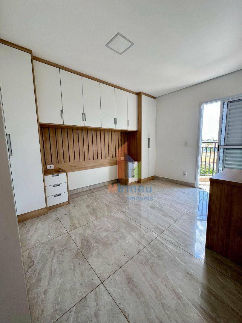 Apartamento para alugar com 2 quartos, 65m² - Foto 15