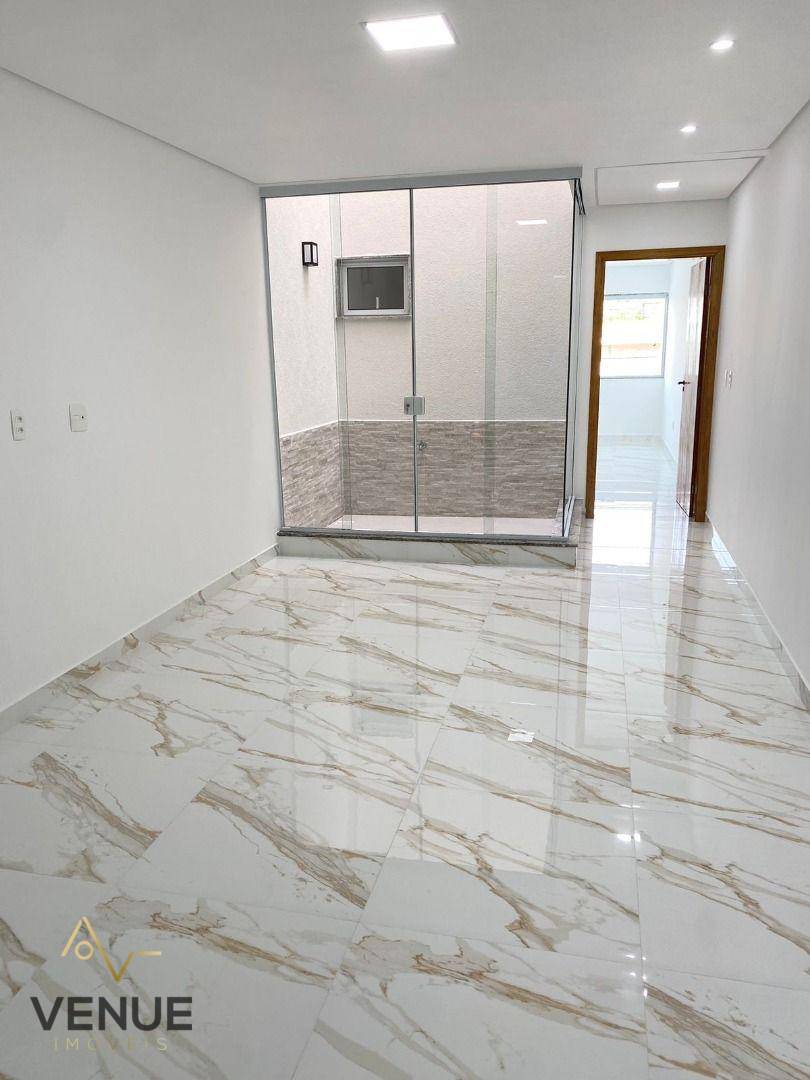 Sobrado à venda com 3 quartos, 200m² - Foto 11