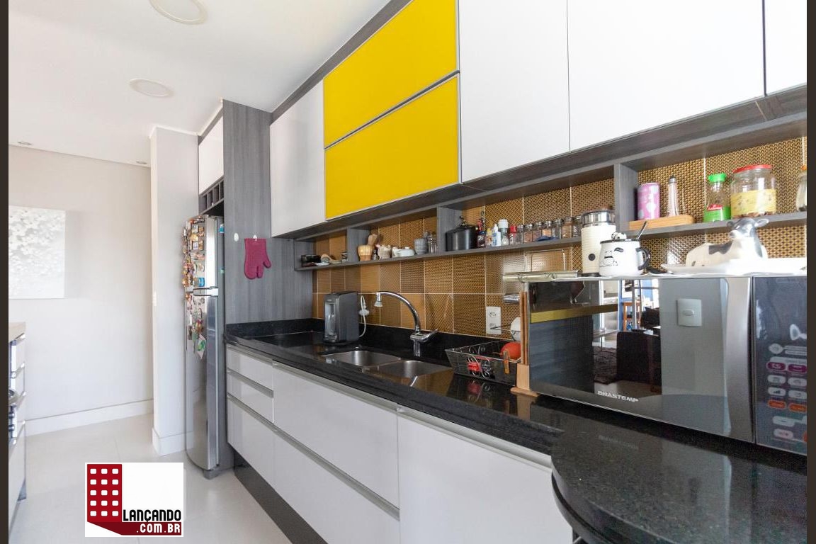 Apartamento à venda com 3 quartos, 94m² - Foto 11