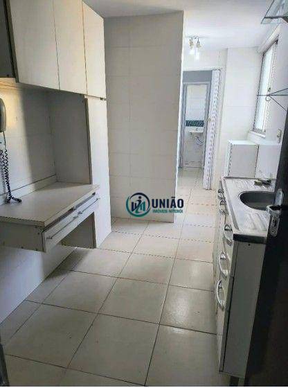 Apartamento à venda com 2 quartos, 72m² - Foto 6