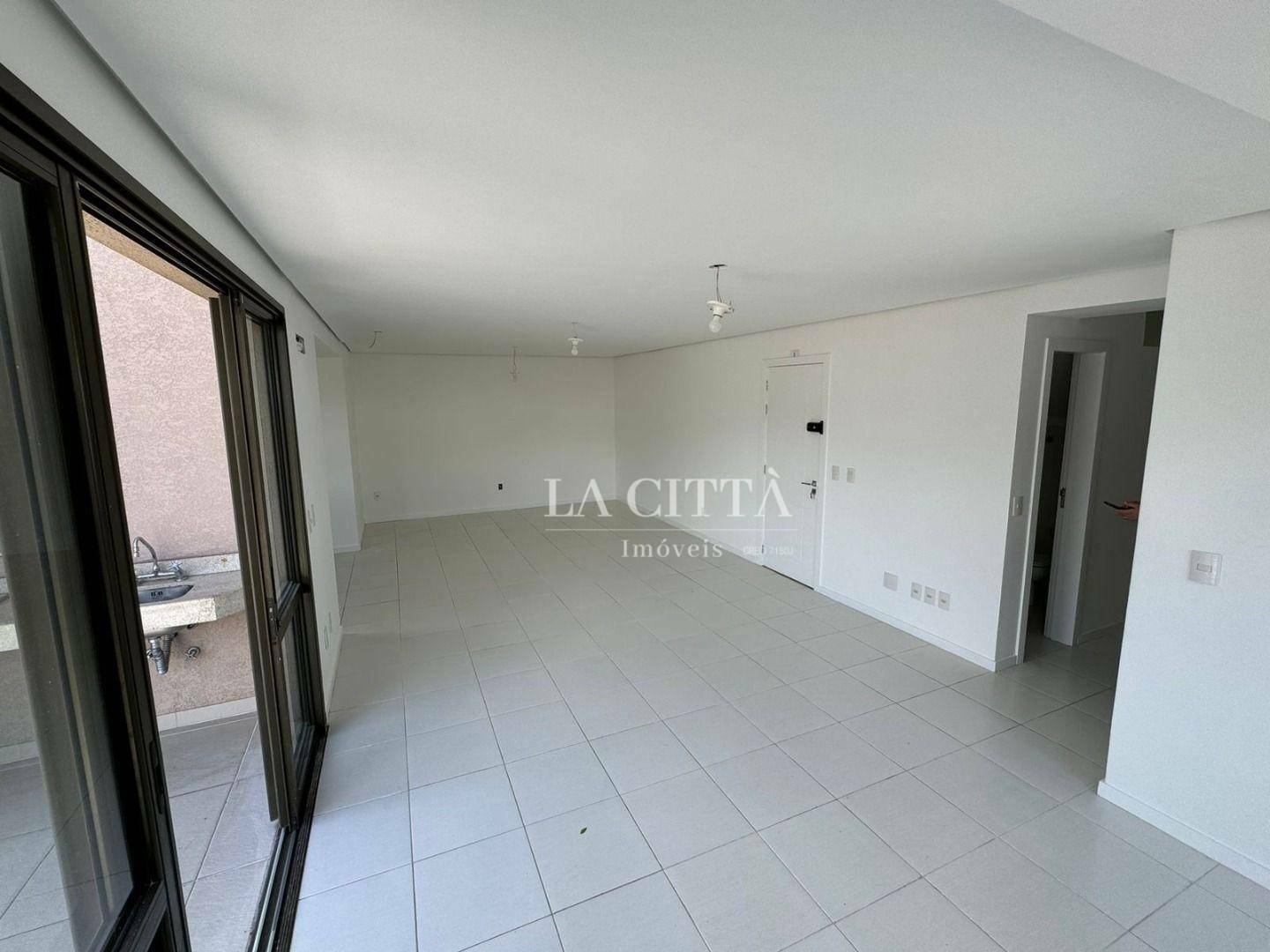 Apartamento à venda com 4 quartos, 237m² - Foto 34