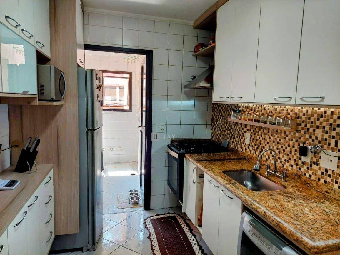 Apartamento à venda com 3 quartos, 110m² - Foto 15