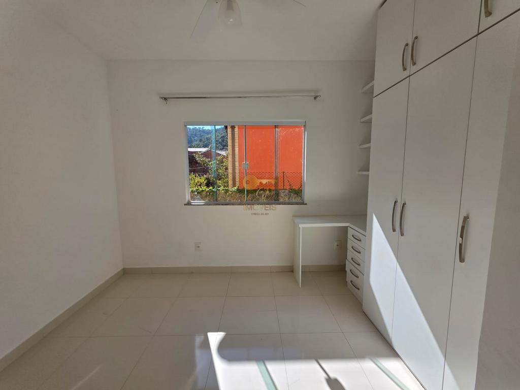 Casa de Condomínio à venda com 3 quartos, 303m² - Foto 18