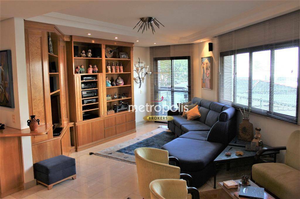 Apartamento à venda com 3 quartos, 150m² - Foto 2