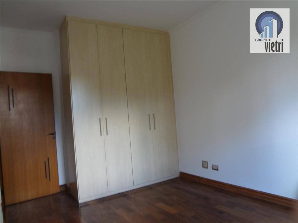 Apartamento à venda com 3 quartos, 174m² - Foto 9