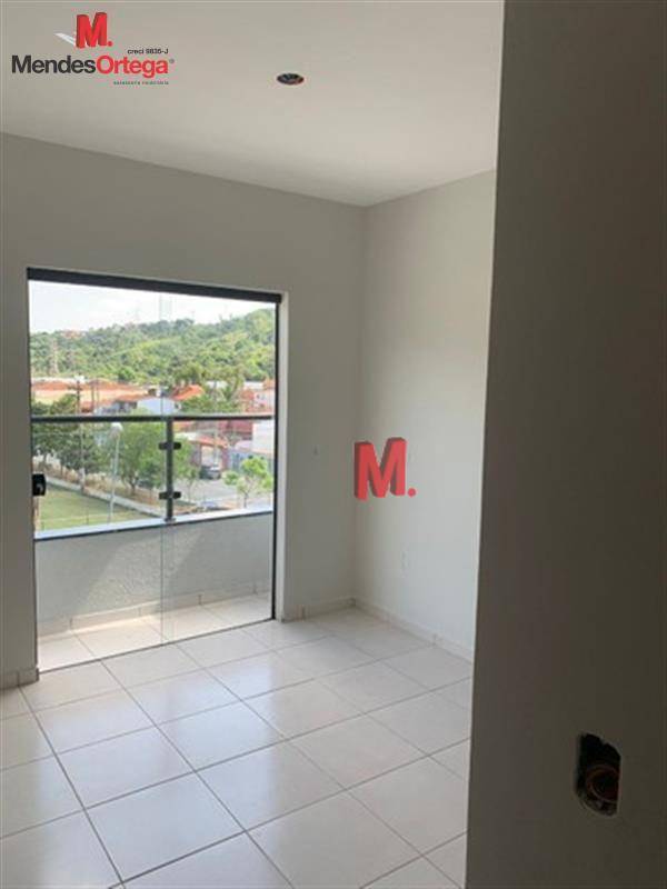 Casa à venda com 2 quartos, 90m² - Foto 7