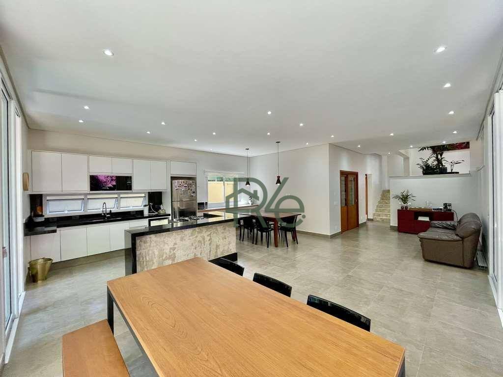 Casa de Condomínio à venda com 4 quartos, 244m² - Foto 28