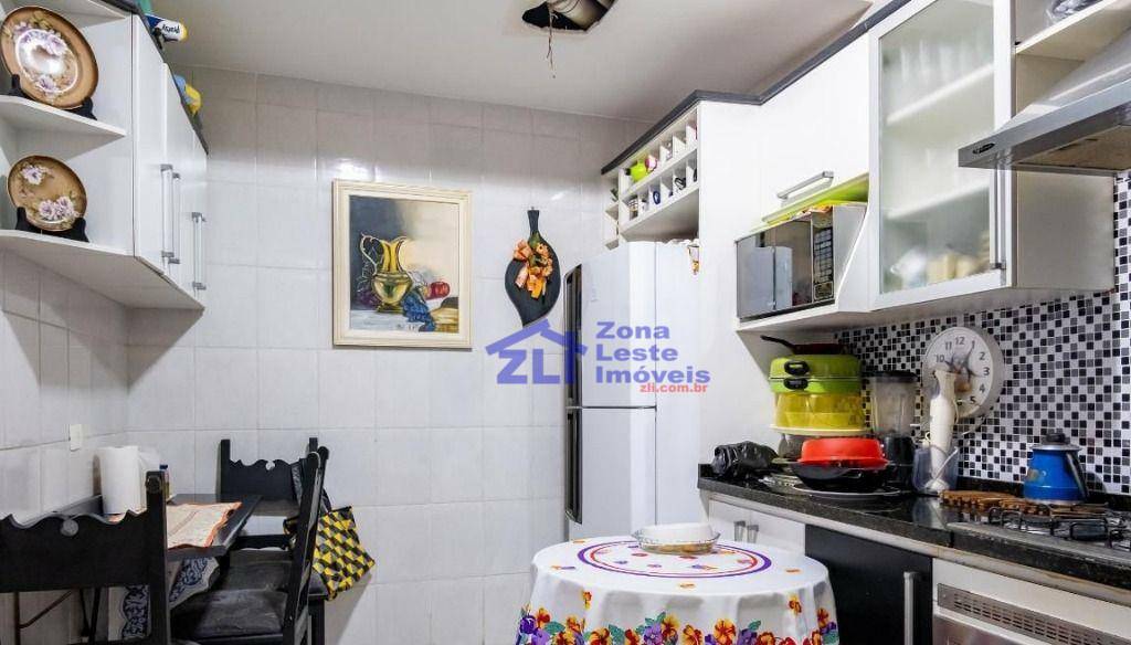 Sobrado à venda com 4 quartos, 240m² - Foto 8