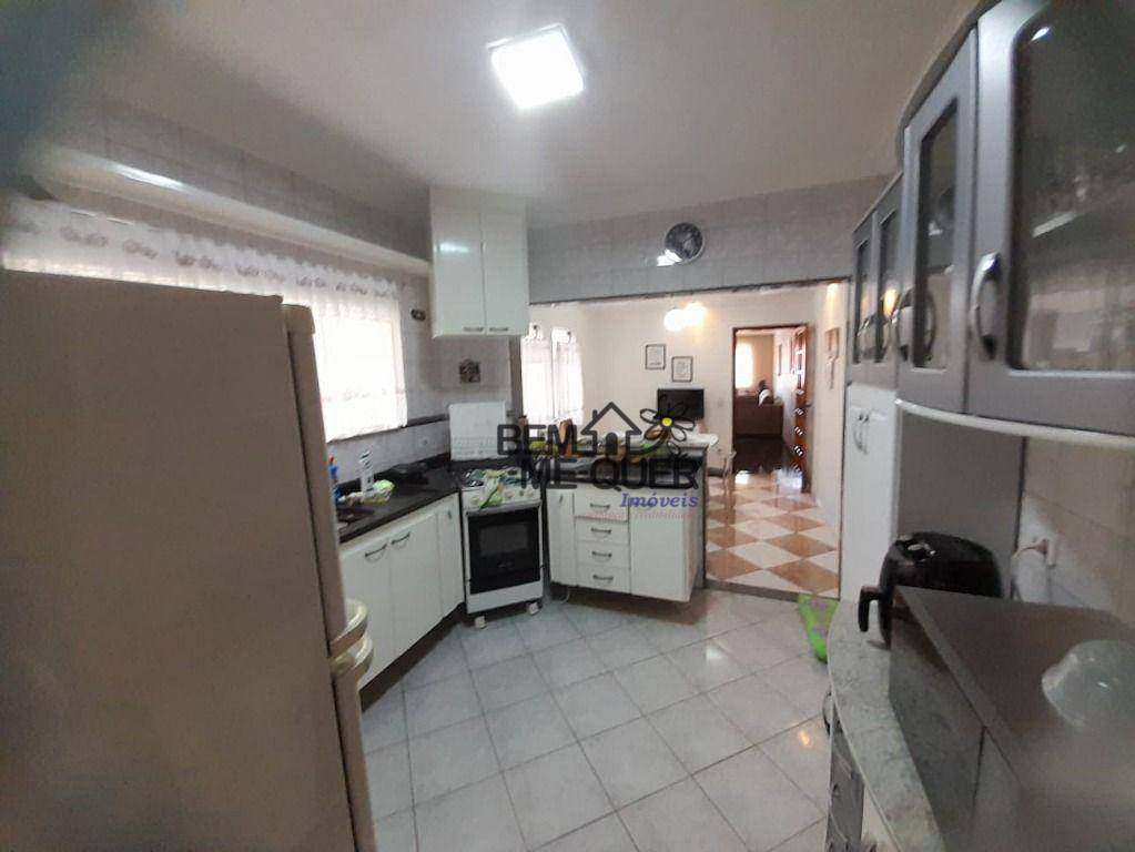 Sobrado à venda com 3 quartos, 152m² - Foto 11