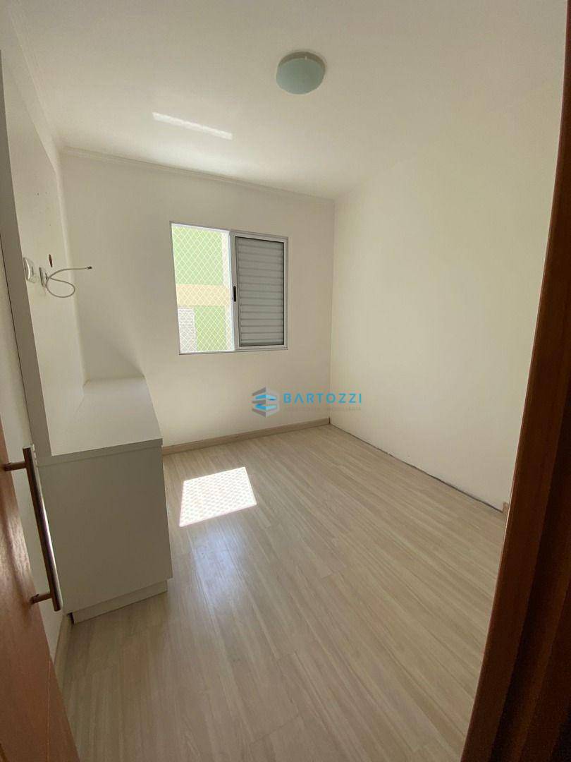 Sobrado à venda com 3 quartos, 100m² - Foto 14