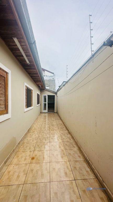 Casa à venda com 3 quartos, 100m² - Foto 20