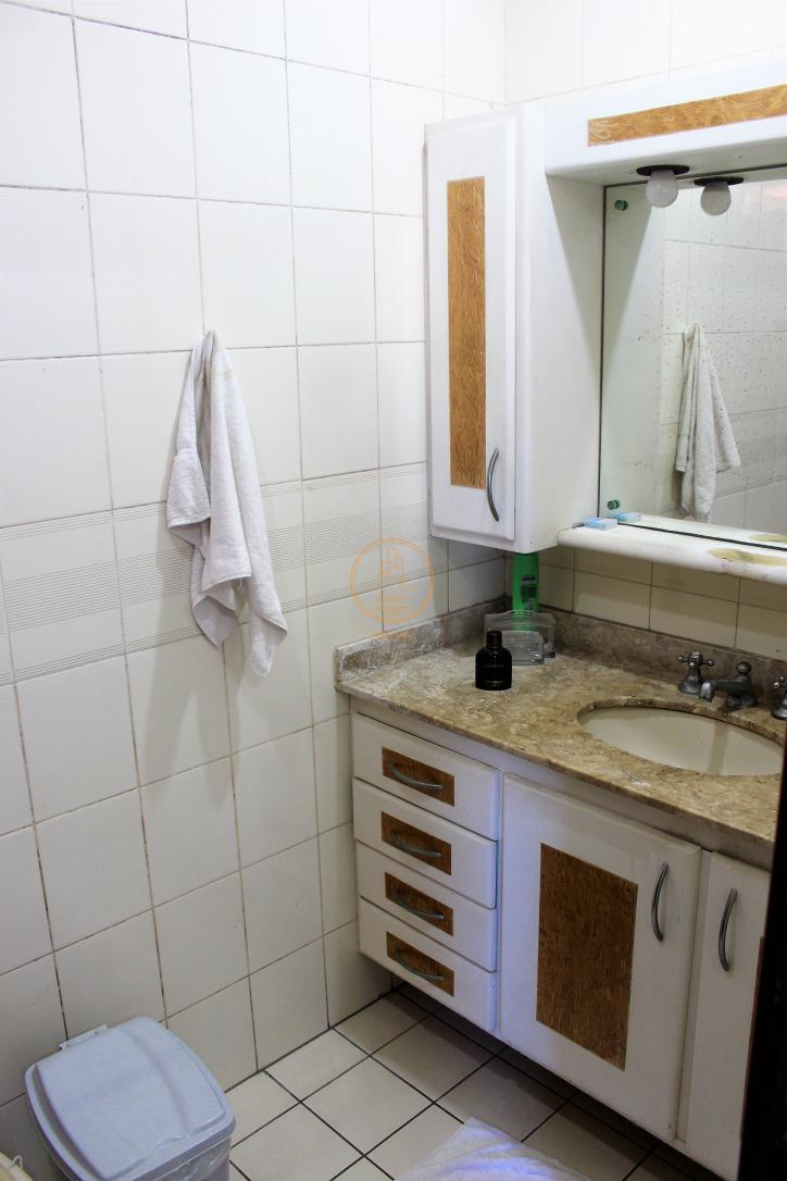 Apartamento à venda com 4 quartos, 210m² - Foto 24