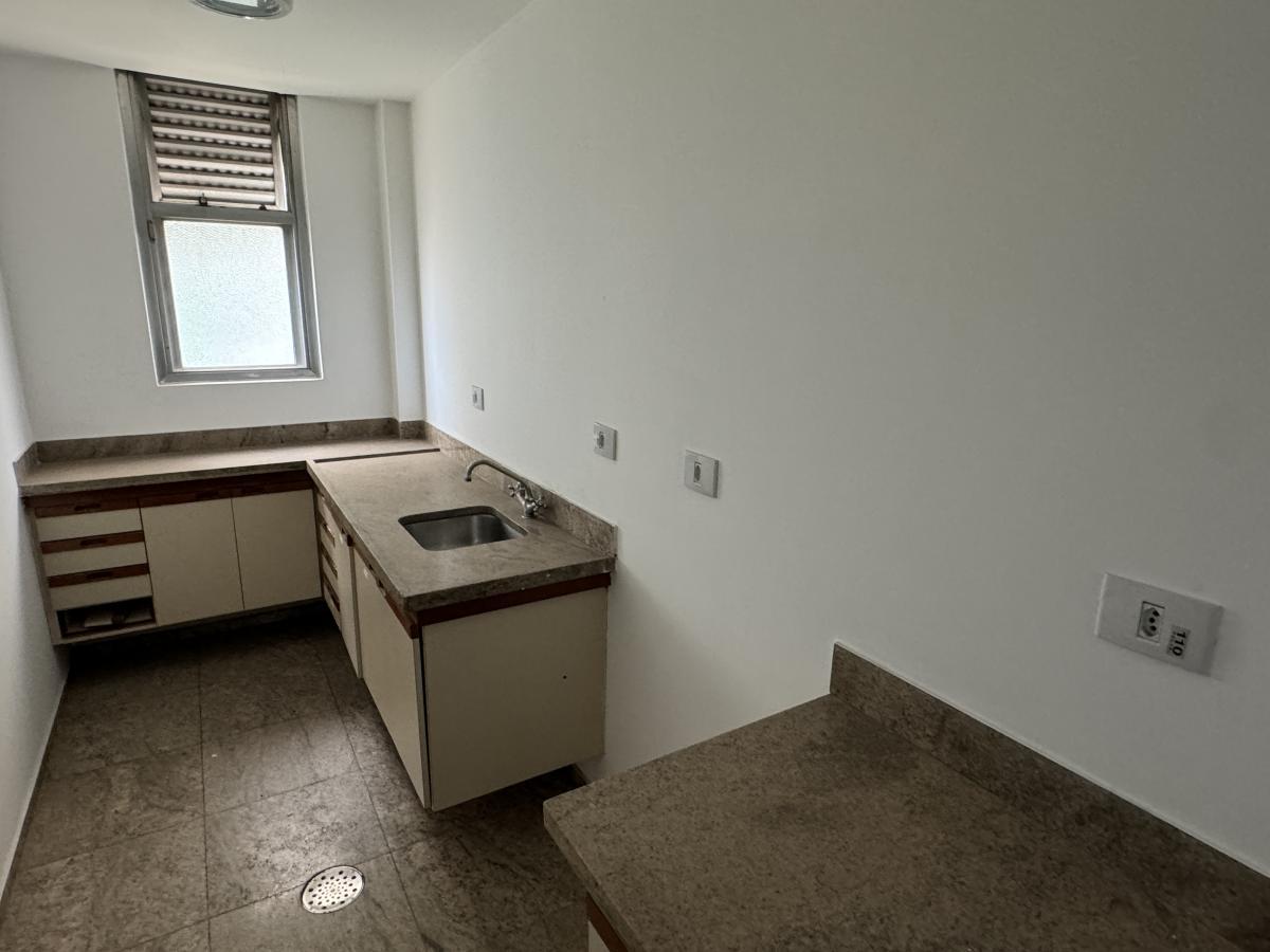 Prédio Inteiro à venda com 1 quarto, 256m² - Foto 16