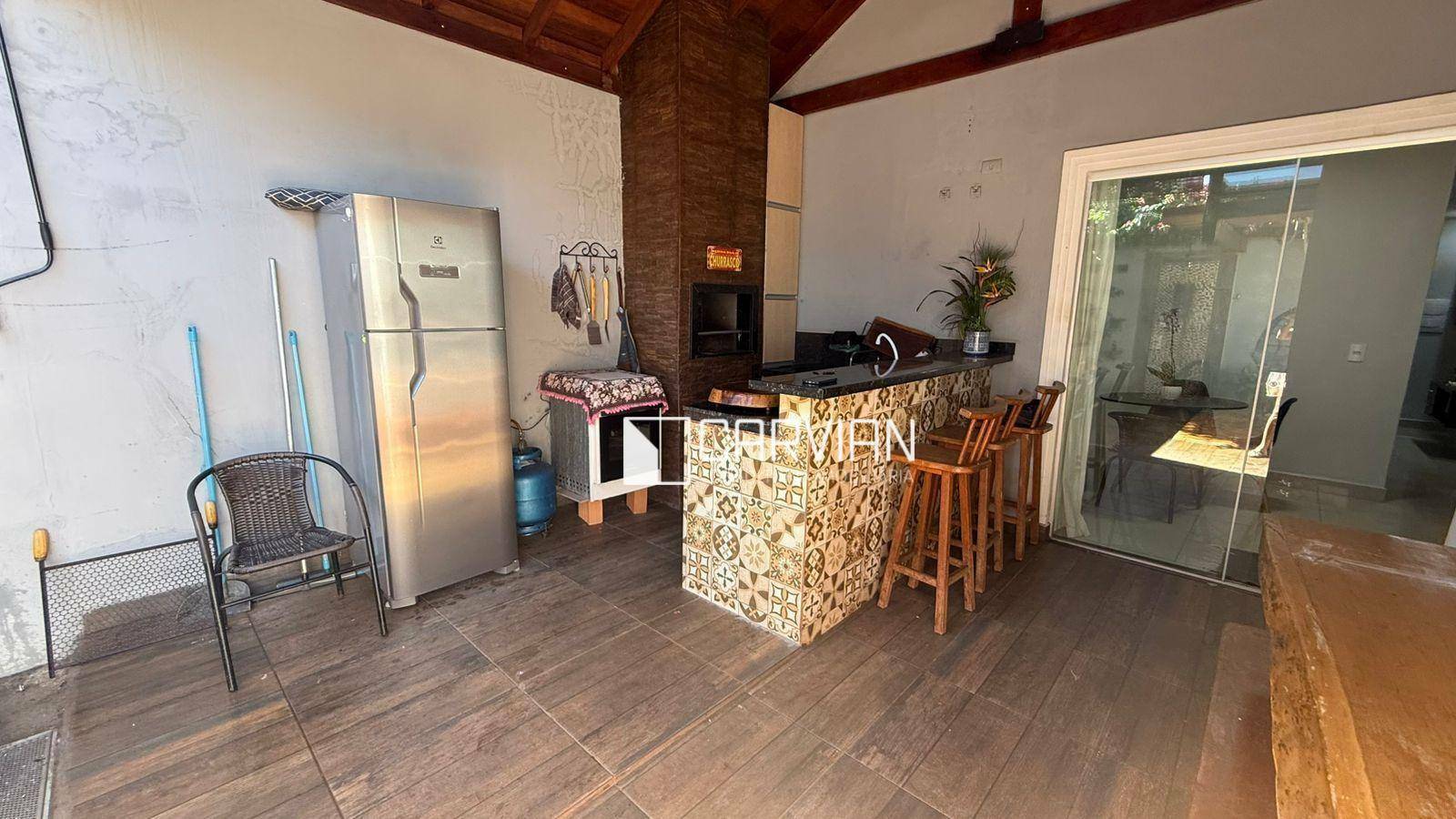 Casa à venda com 3 quartos, 157m² - Foto 13