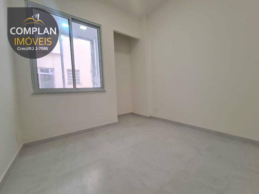 Apartamento à venda com 1 quarto, 40m² - Foto 3