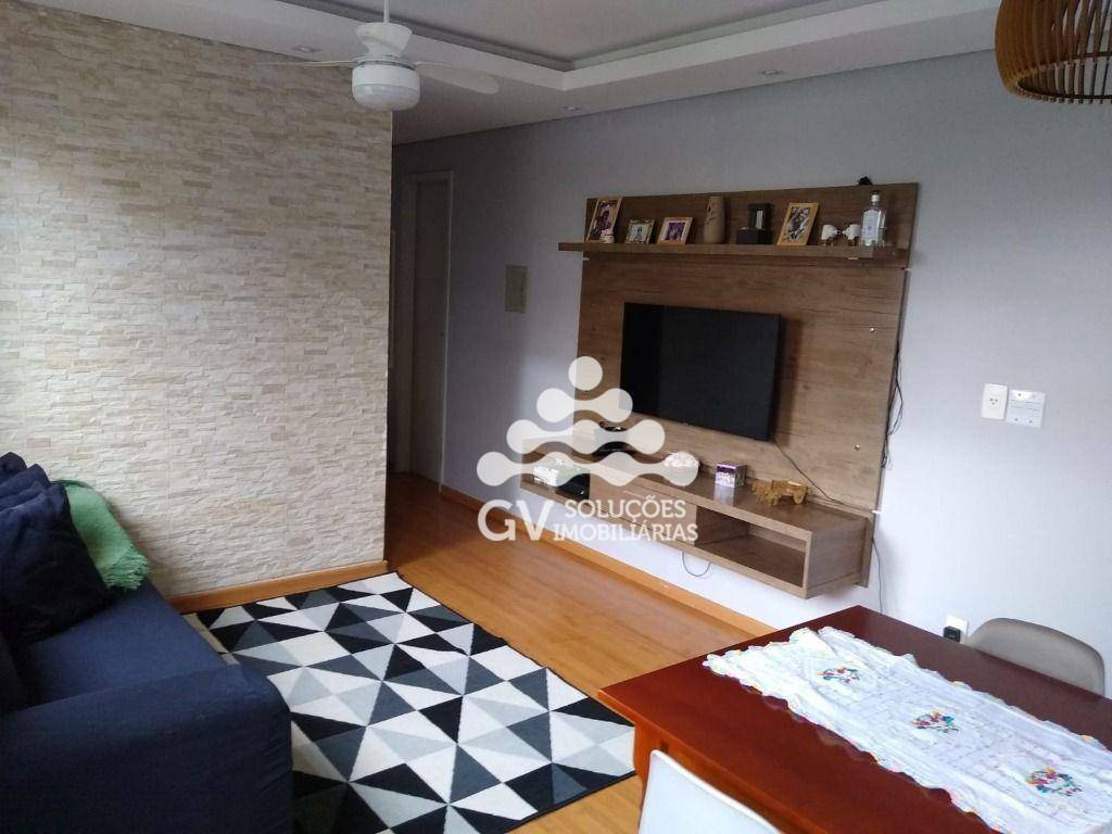 Apartamento à venda com 2 quartos, 64m² - Foto 2