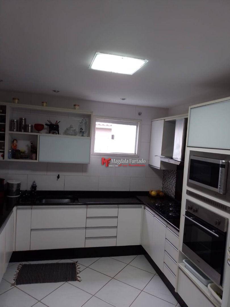 Casa à venda com 3 quartos, 140m² - Foto 9