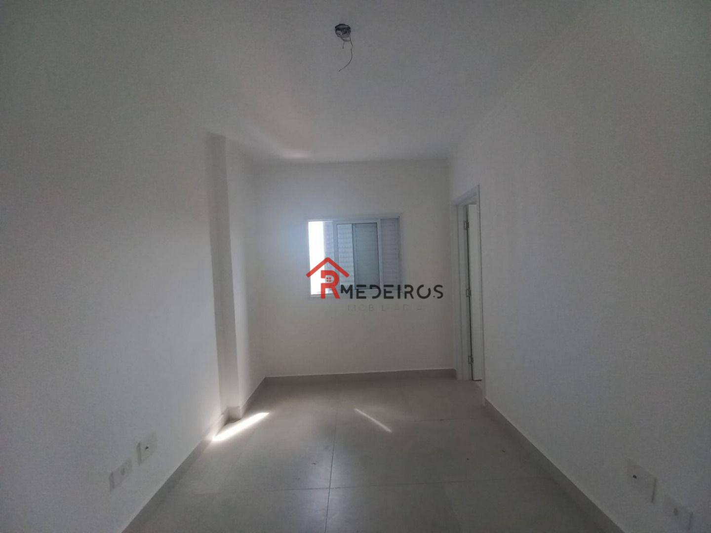 Apartamento à venda com 2 quartos, 79m² - Foto 5